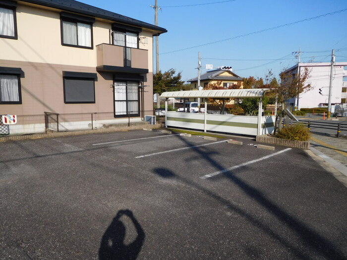 18/19 駐車場