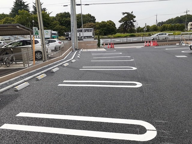 14/20 駐車場