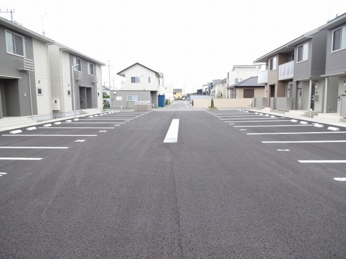 18/19 駐車場