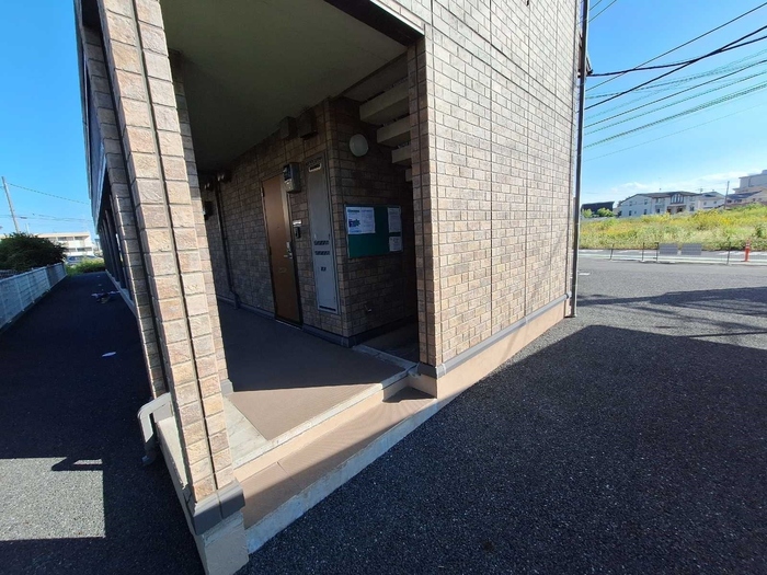 19/22 エントランス