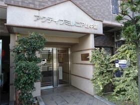 16/17 エントランス