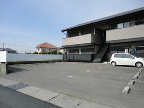 16/27 駐車場
