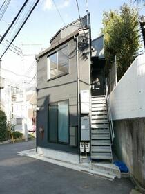 16/19 エントランス