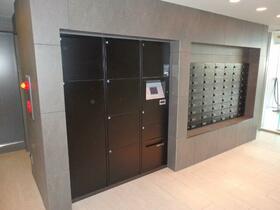 14/16 エントランス