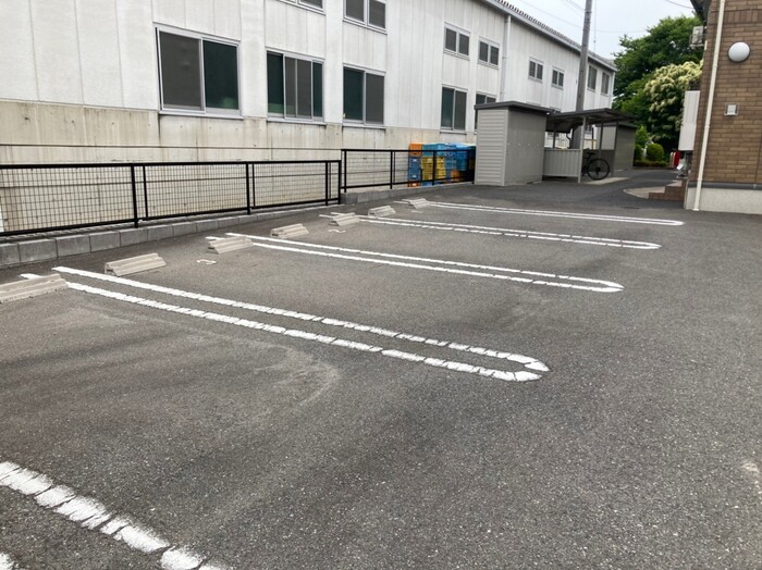 20/21 駐車場