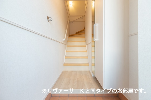 17/28 エントランス