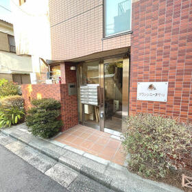 2/6 エントランス