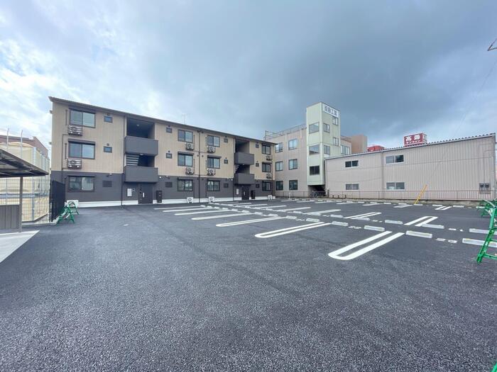 20/24 駐車場