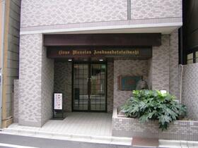 16/16 エントランス