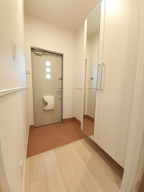 5/24 玄関