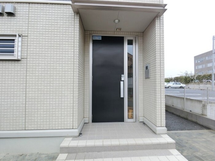 19/28 エントランス