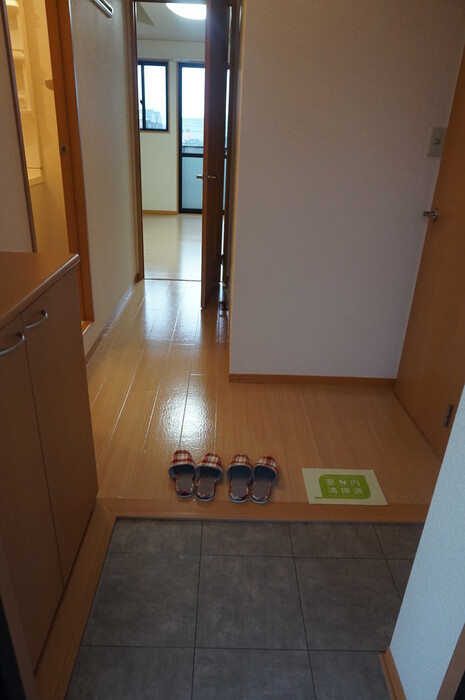 6/16 玄関