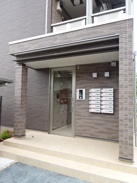 13/20 エントランス