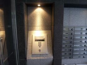 14/14 エントランス