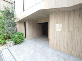 2/3 エントランス