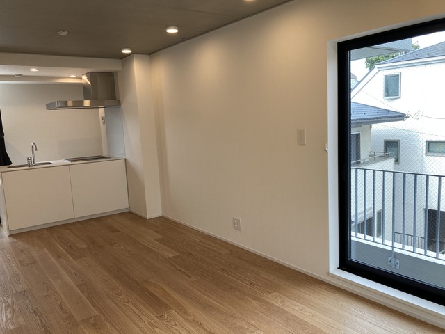 13/30 リビング/ダイニング