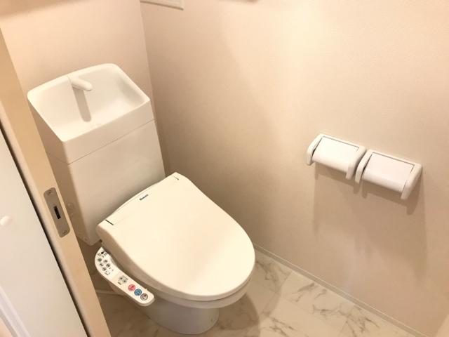 16/28 トイレ