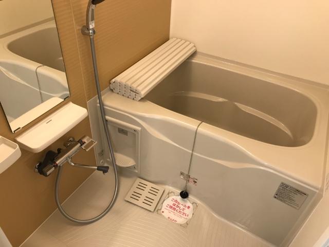 14/27 浴室