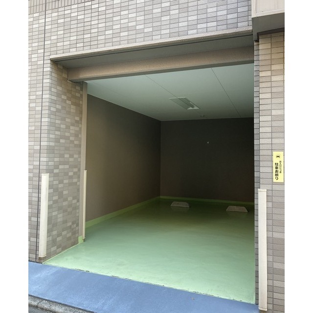 22/26 駐車場