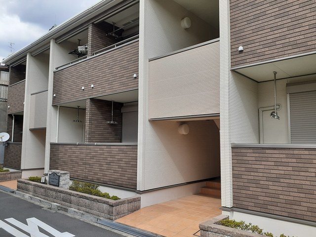 13/20 エントランス