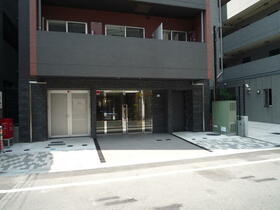 3/3 エントランス