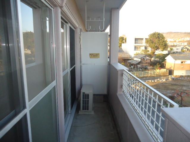 21/26 バルコニー