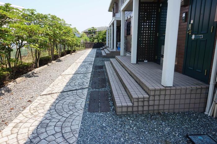 2/4 エントランス