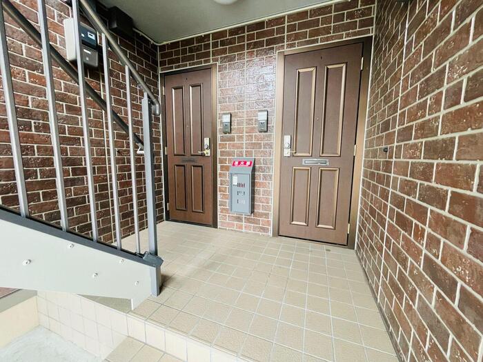 18/24 エントランス