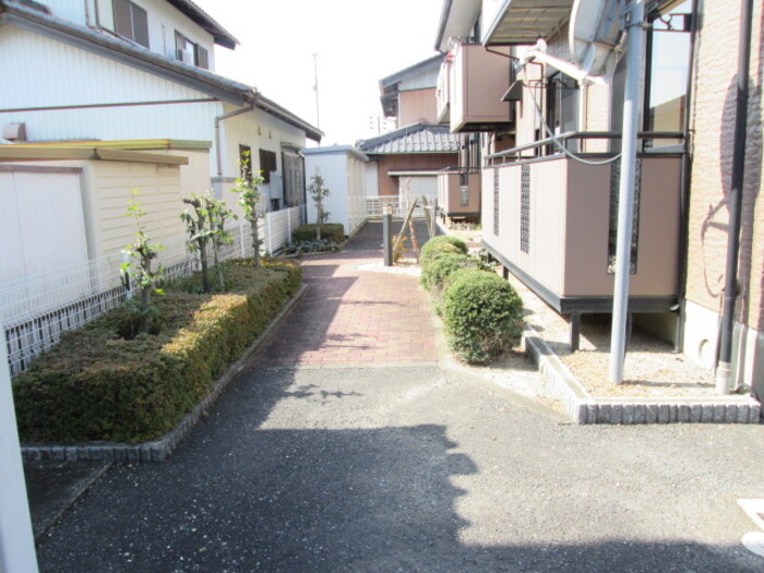 19/20 エントランス