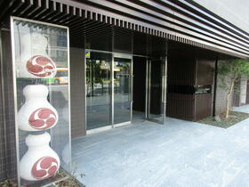 14/16 エントランス