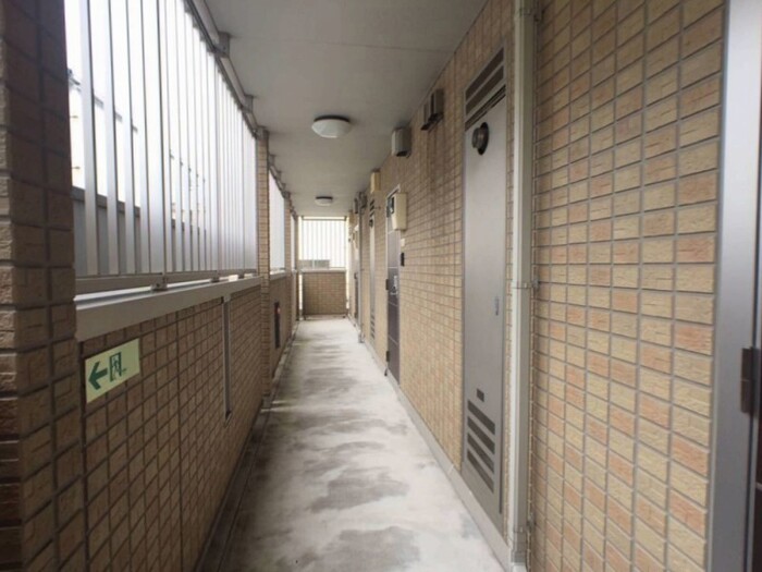 17/26 エントランス