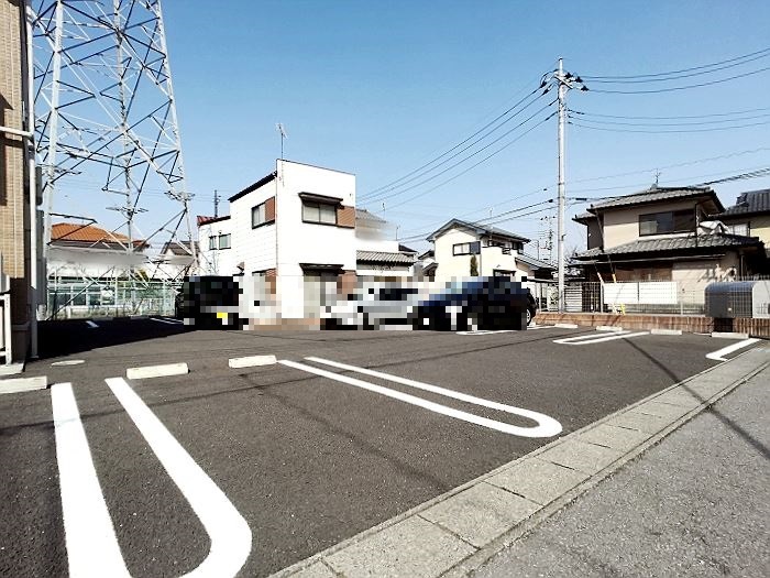 20/28 駐車場