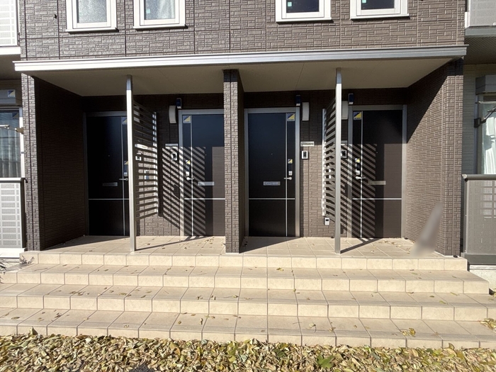 20/23 エントランス