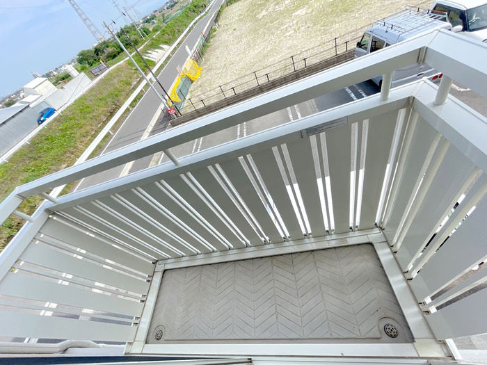 13/22 バルコニー