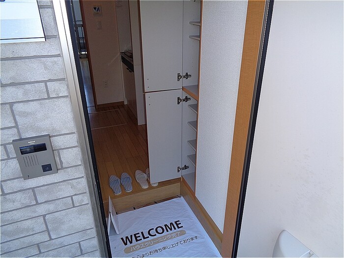 5/15 玄関