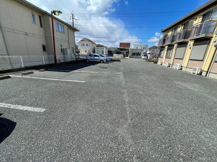 19/22 駐車場