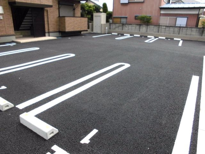 3/3 駐車場