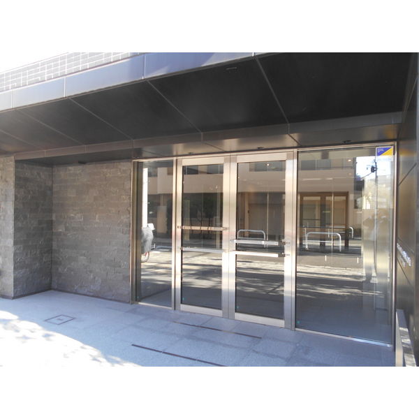 6/6 エントランス