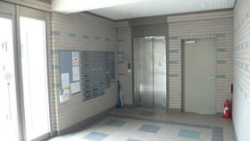 15/16 エントランス