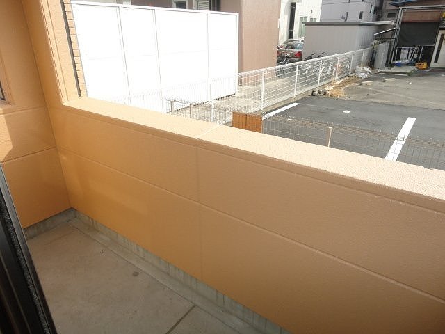 19/25 バルコニー