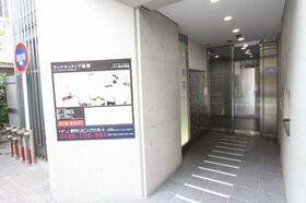 16/16 エントランス