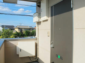 16/16 エントランス