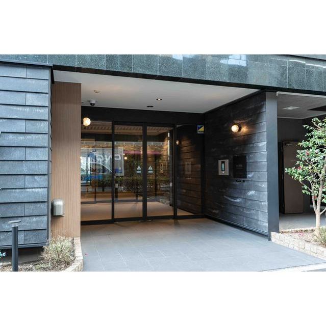 20/30 エントランス