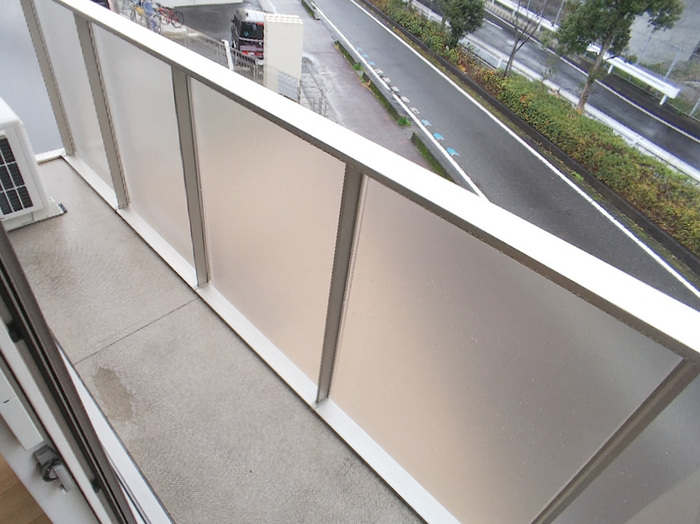 13/22 バルコニー