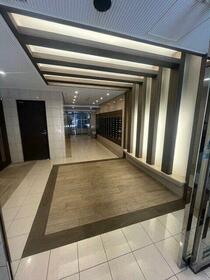 15/15 エントランス