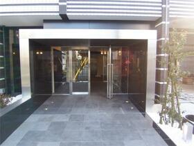 13/21 エントランス