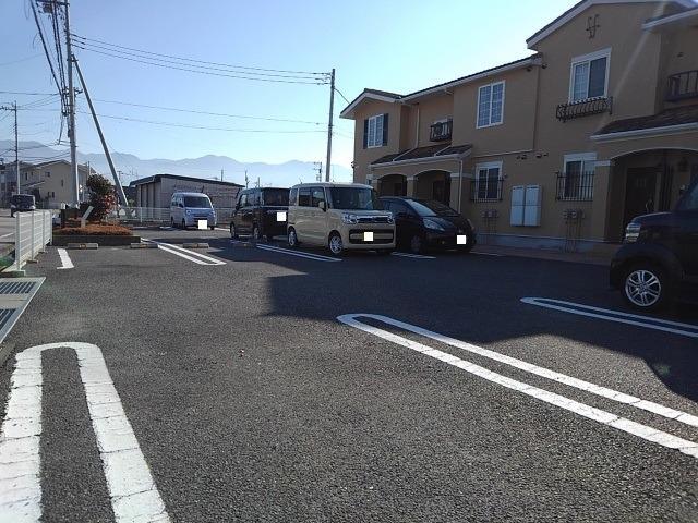 14/20 駐車場