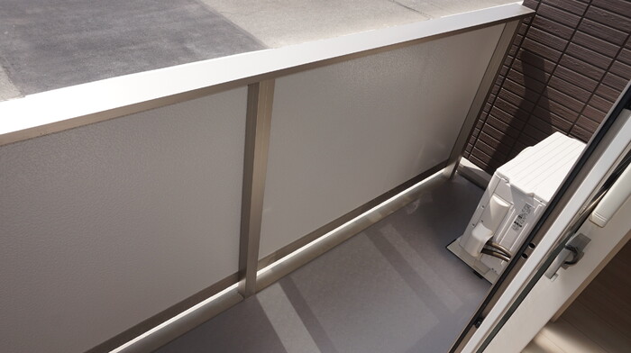 13/22 バルコニー