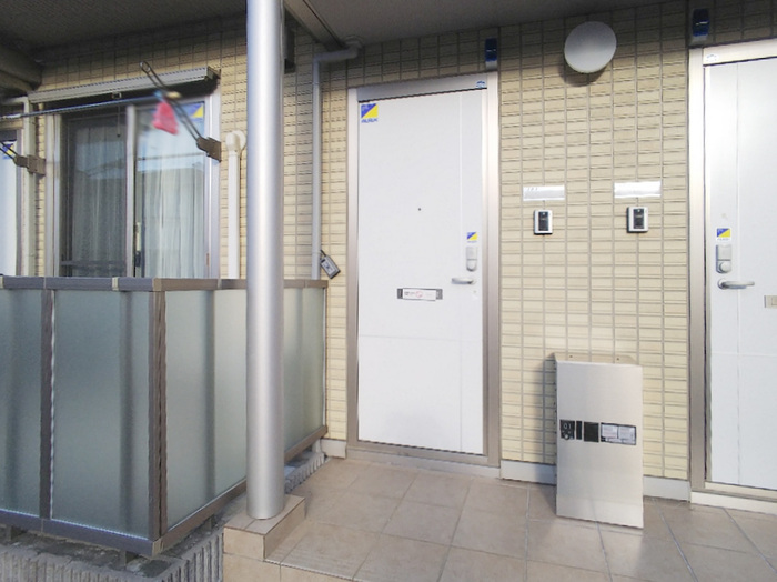 17/18 エントランス