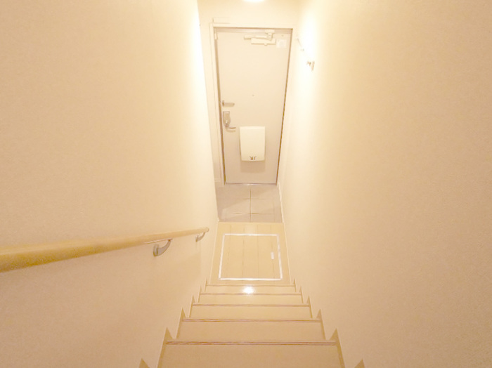 6/18 玄関